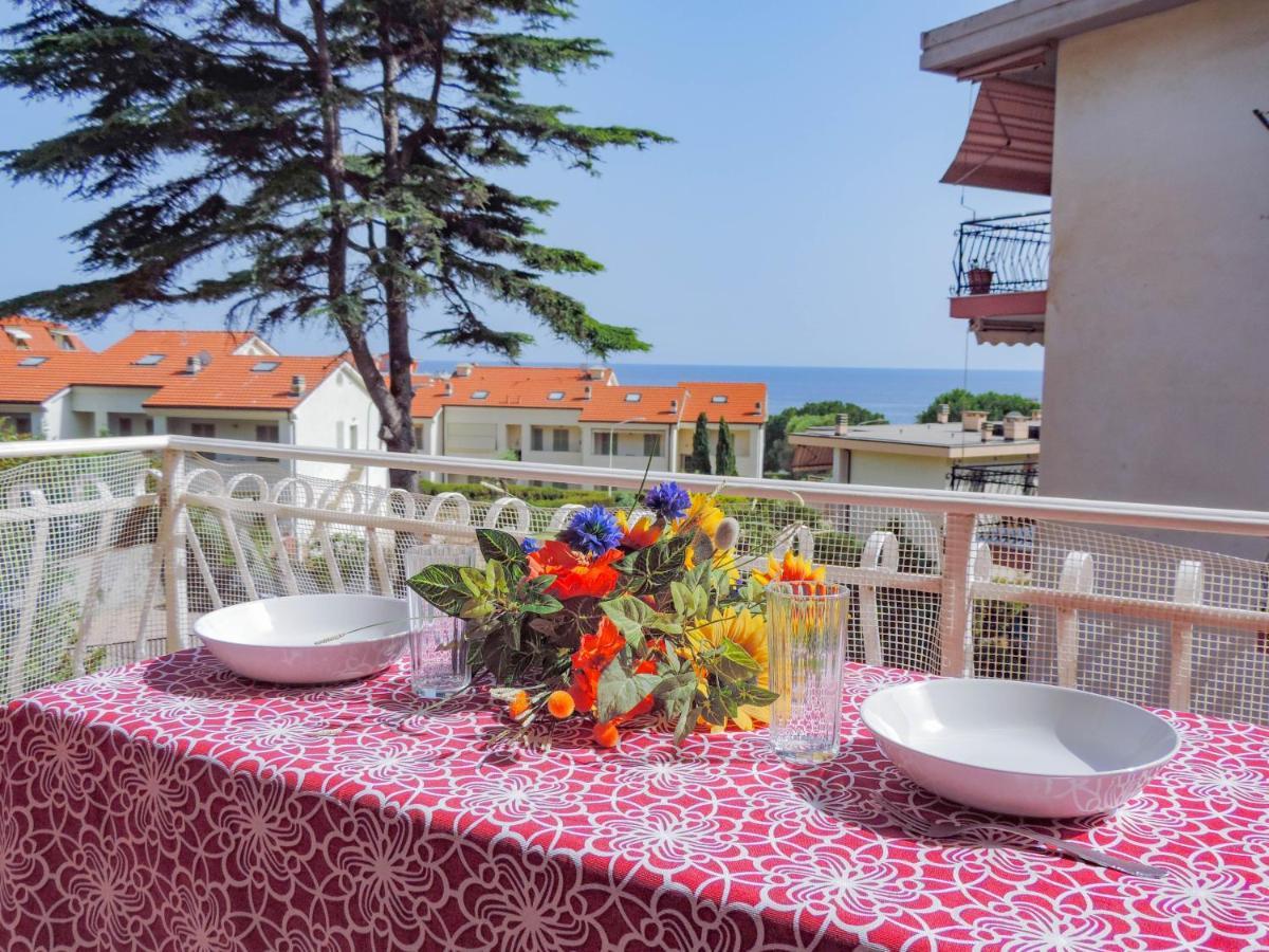 H11 Terrazzo Al Mare - Riva Ligure - Spiagge Appartement Buitenkant foto