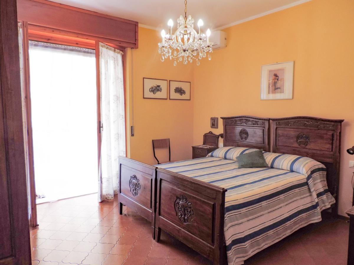 H11 Terrazzo Al Mare - Riva Ligure - Spiagge Appartement Buitenkant foto